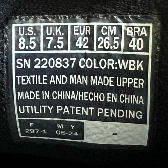 Skechers Men’s 8.5 Slip-ins Max Cushioning Premier 2.0 - Continuous White/ Black - Picture 16 of 16